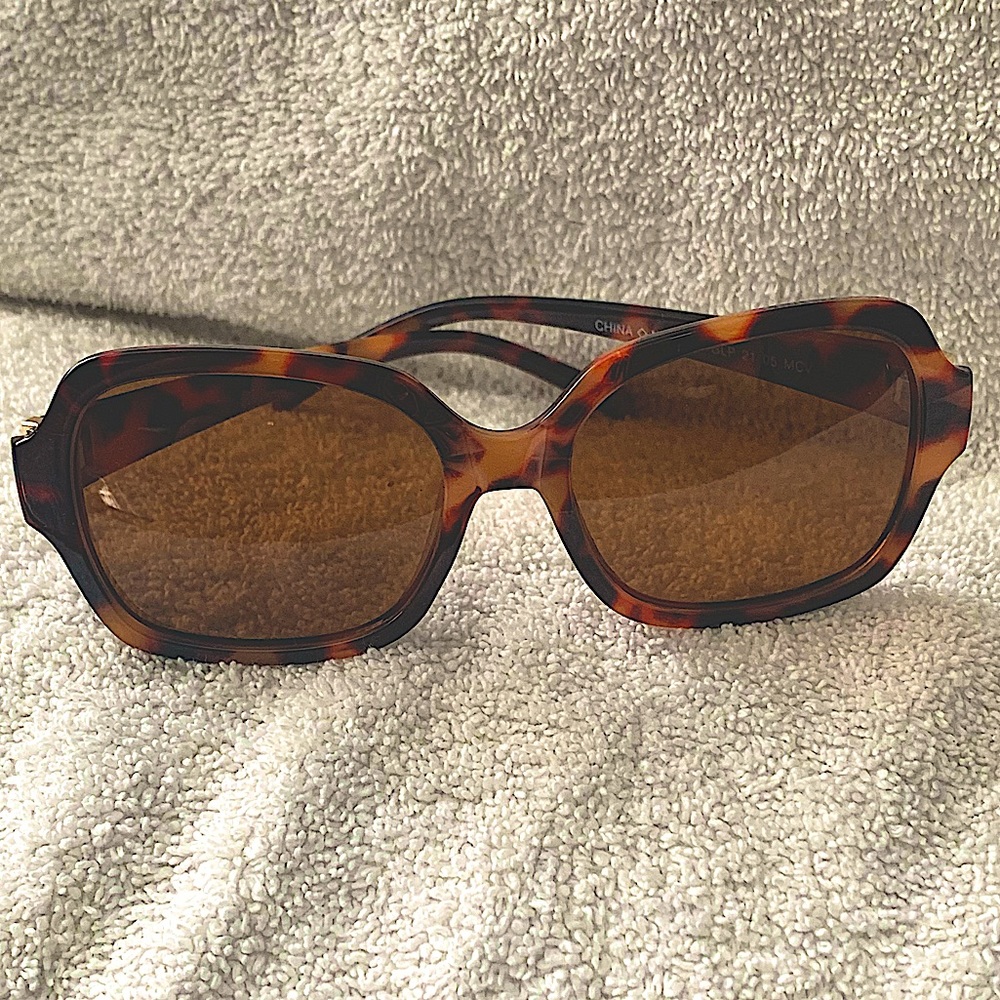 Women’s Foster Grant’s Polarized UV Protective Sunglasses